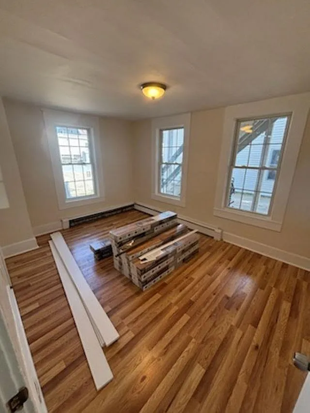 2 bed, 3581 sqft, $1,750 — Photo 2