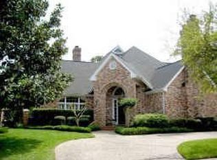 3623 Springhill Ln, Sugar Land, TX 77479