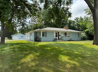 1808 Illinois Ave SW, Huron, SD 57350