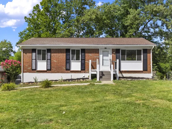 106 Redwood Dr, Frankfort, KY 40601