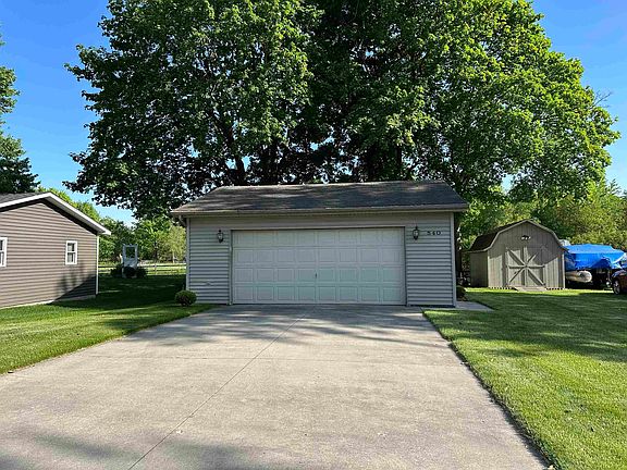 3rd image of 540 Lane Lake Of The Woods #101