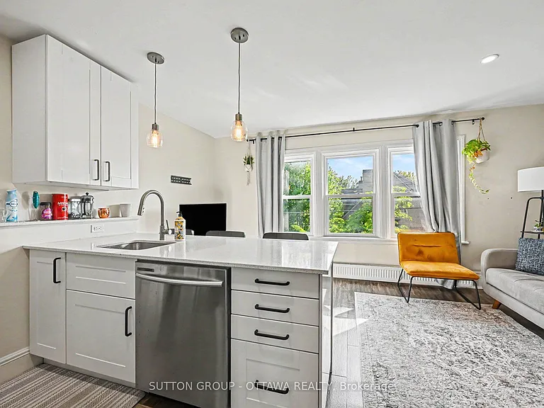 121 Cartier St #3 — Photo 7