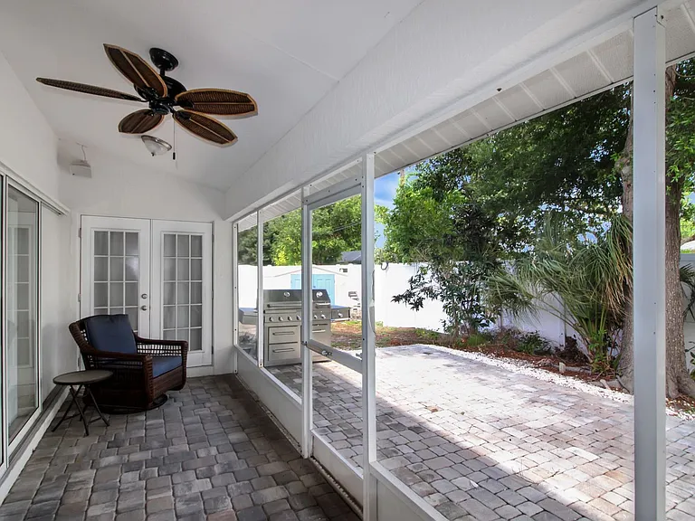 1180 Palmetto Dr — Photo 19