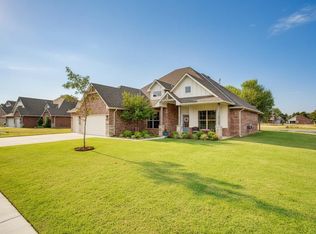 4823 Sawgrass Ln, Enid, OK 73703