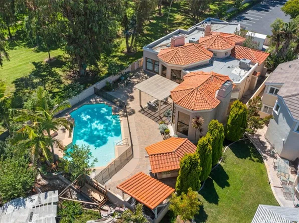 16612 Graham Pl, Huntington Beach, CA 92649