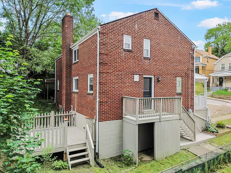 118 Ravilla Ave — Photo 2