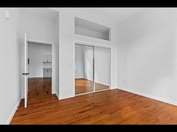 3rd image of 276-280 Essex St APT 2