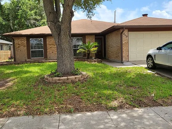 753 Alhambra Dr, Corpus Christi, TX 78418