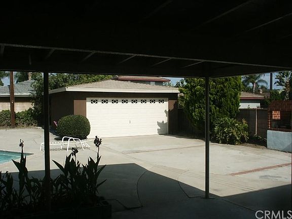 3rd image of 702 S Albertson Ave