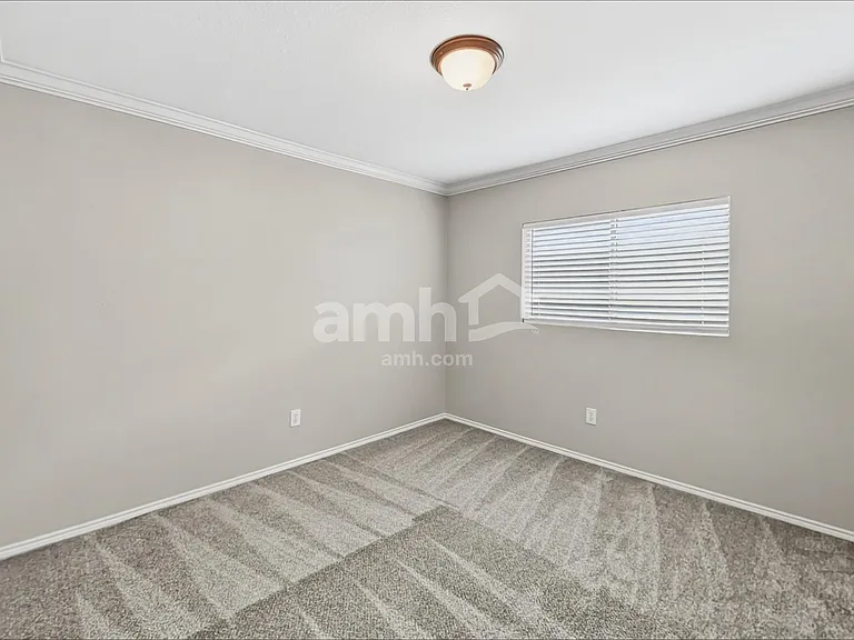 24727 Maple Crst — Photo 16