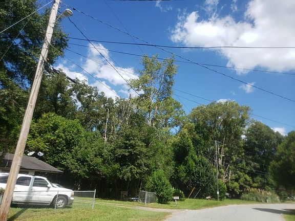 5th image of 723 Stillwater Dr