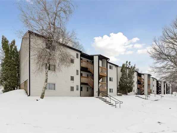 808 Westwinds Dr APT 2, Iowa City, IA 52246