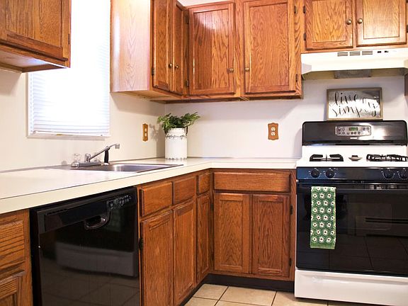 4th image of 106 Woodhaven Ct