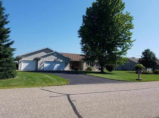 4780 Still Meadow Ln, Plover, WI 54467