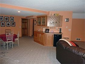 5th image of 15492 Yellow Pine St NW