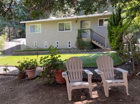 , Los Altos, CA
