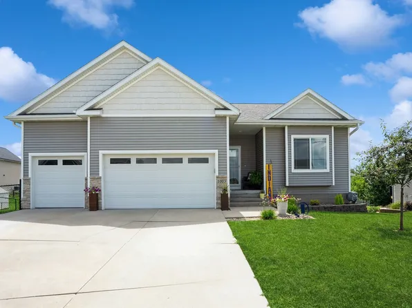 1003 E Madison Ave, Indianola, IA 50125