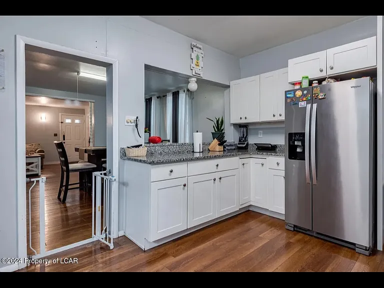 433 Elm Ave — Photo 8