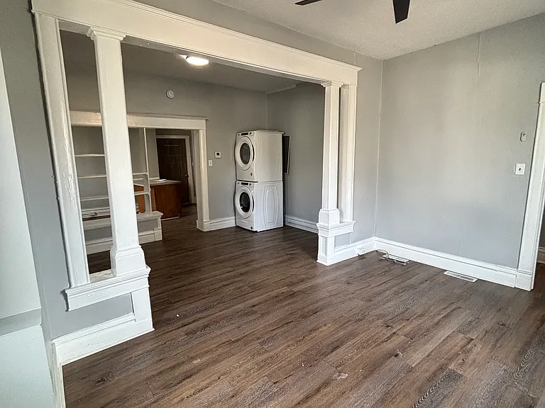 769 Plum St #1 — Photo 4