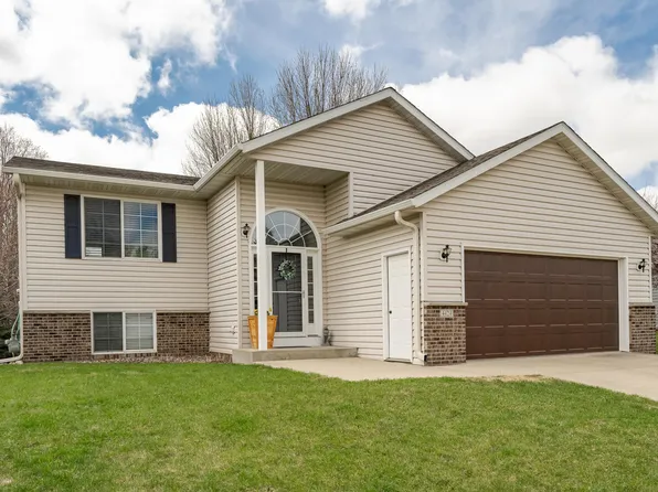 4424 Manor Dr NW, Rochester, MN 55901