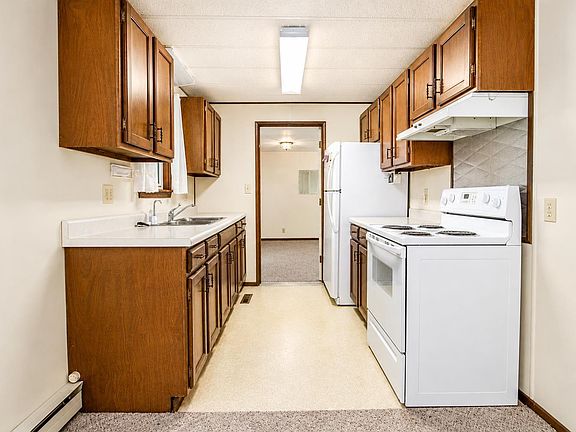 4th image of 18430 Queen Rd