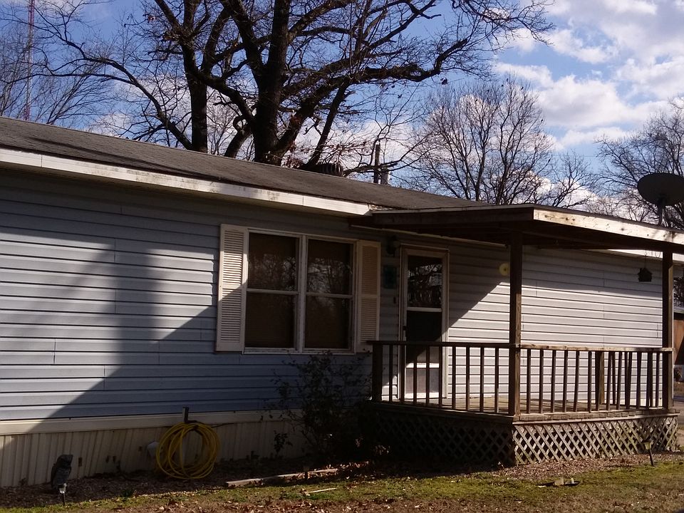 1st image of 2 Pine St