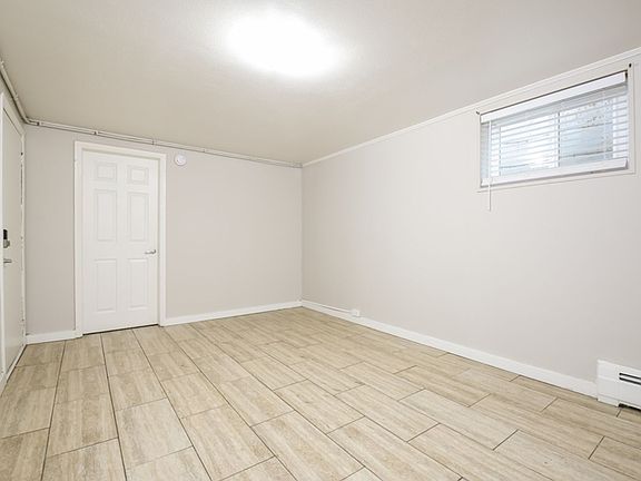 5th image of 1055 Ammons St #1055