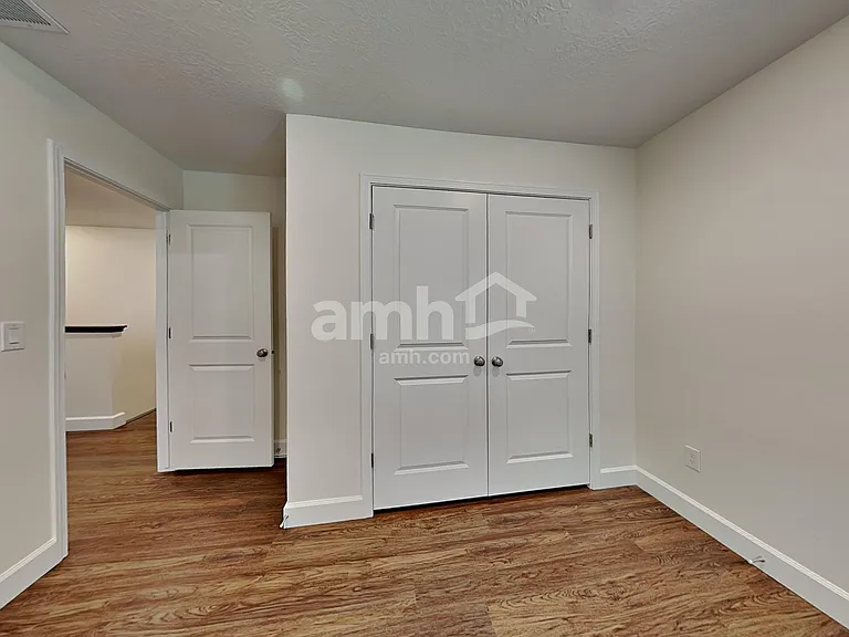2401 E Wild Horse Way — Photo 20