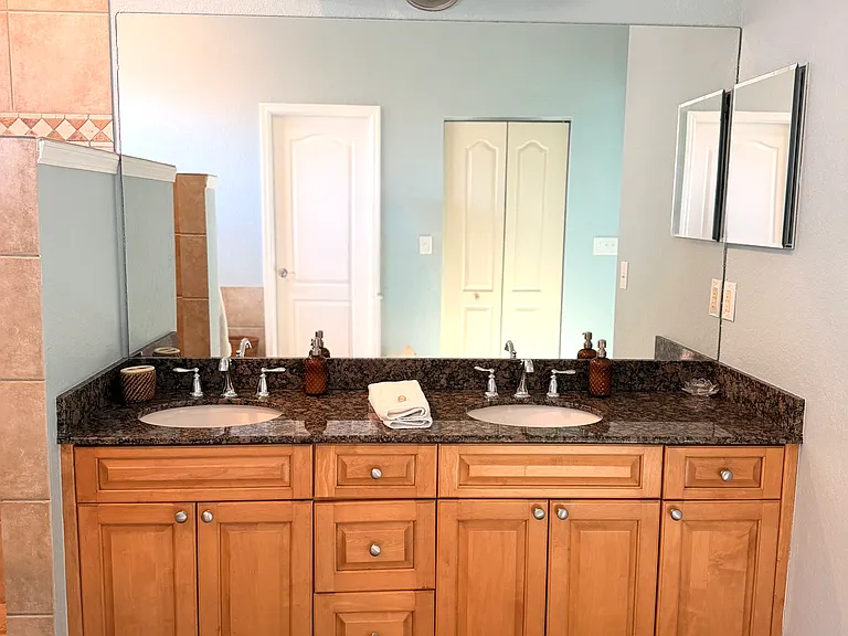 2008 N Pointe Alexis Dr — Photo 29