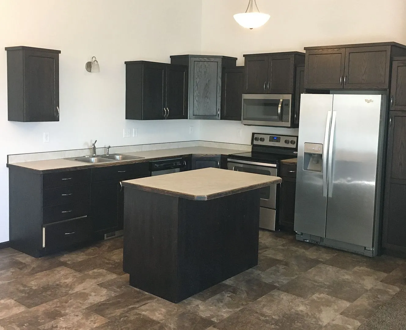Horizon Shores Townhomes — Photo 1