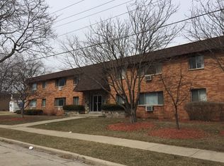 10310 W Montana Ave #15, Milwaukee, WI 53227