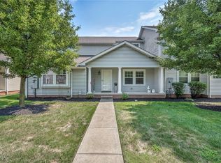 4988 Greenflower St, North Olmsted, OH 44070