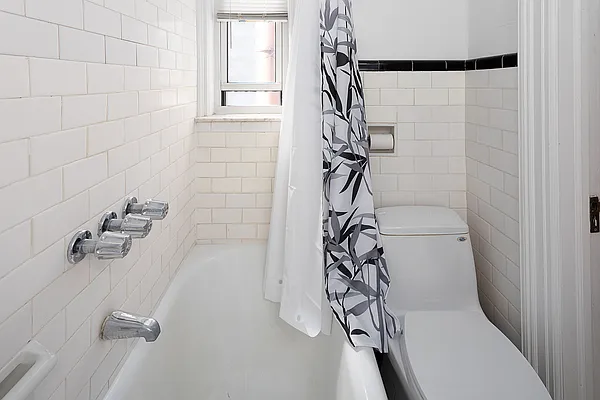 Rented by NY Casa Group | media 9