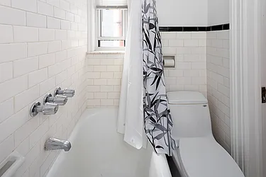 Rented by NY Casa Group