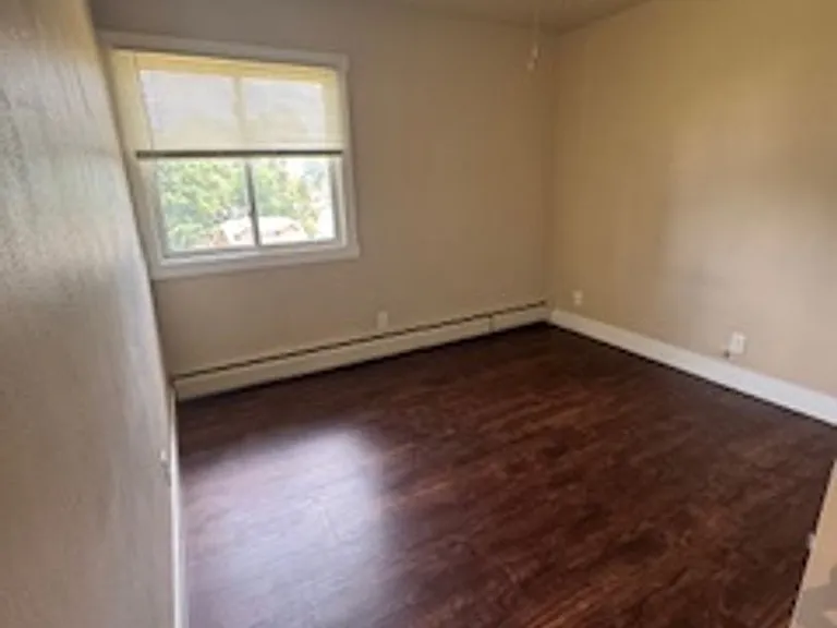 College Street Apartments — Photo 6