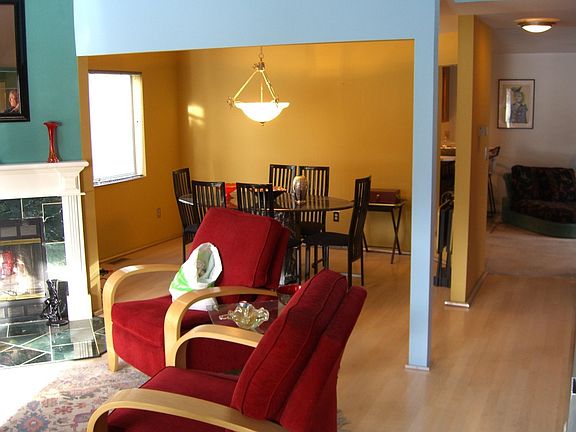 Dining Rm from Front Entry