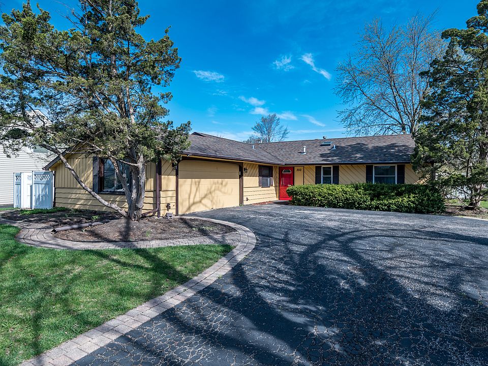 1st image of 350 Evergreen Dr