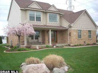 24082 Foxmoor Blvd, Woodhaven, MI