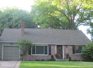 2544 W 90th St, Leawood, KS 66206