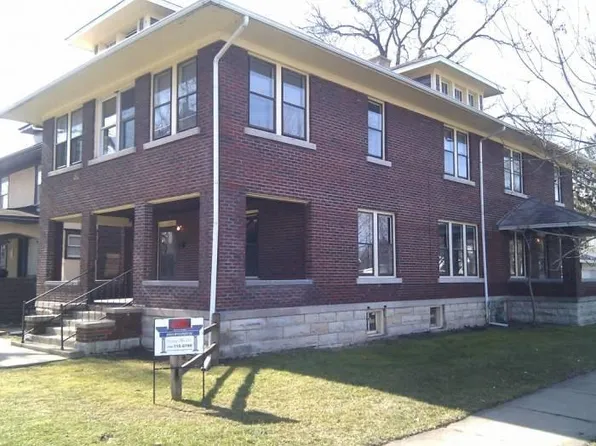 201 Richards St #E, Joliet, IL 60433