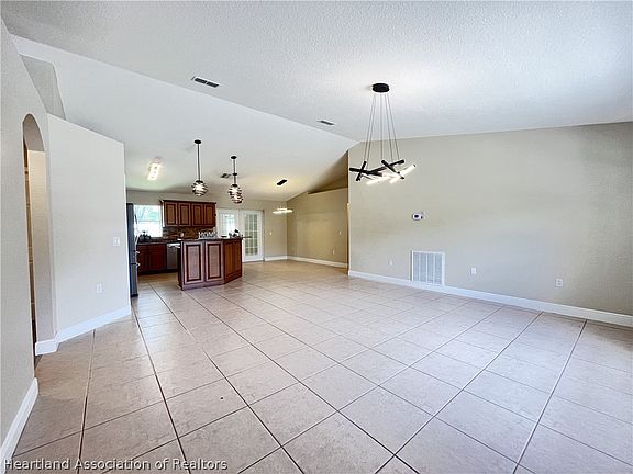 4th image of 1823 N Olivia Dr