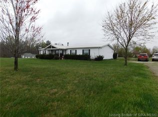 9261 E Garrison Hollow Rd, Salem, IN 47167