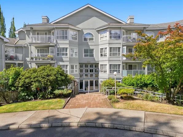 13939 Laurel Dr #309, Surrey, BC V3T 1A8