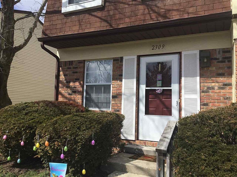 1st image of 2309 S Burberry Ln