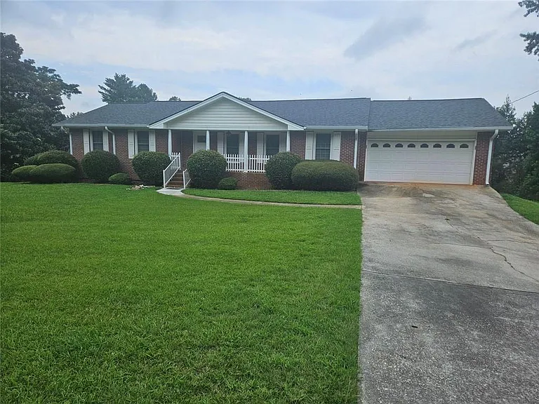 1148 Marifran Dr NE #1148 — Photo 1