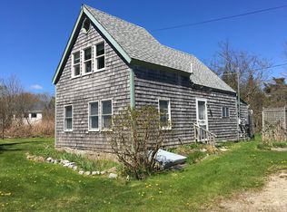 270 Pequot Rd, Vinalhaven, ME 04863