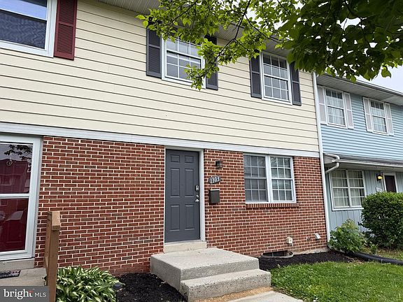 2nd image of 1303 Georgetown Rd