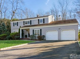 1694 McKinley Ave, North Brunswick, NJ 08902