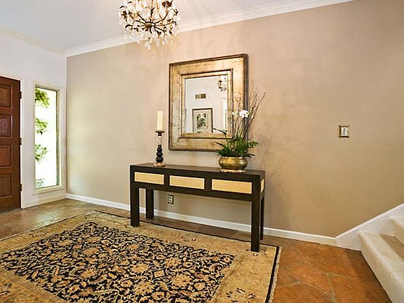 3rd image of 220 Gellert Dr