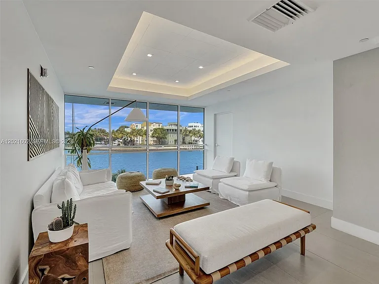 5900 Collins Ave #408 — Photo 38